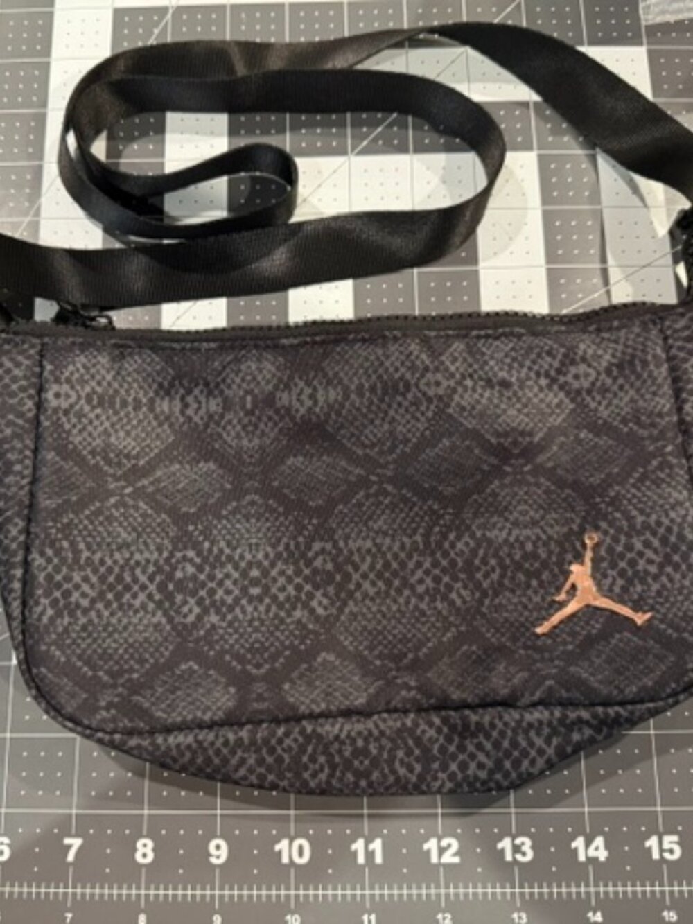 Jordan Crossbody Bag – Black Snakeskin Pattern